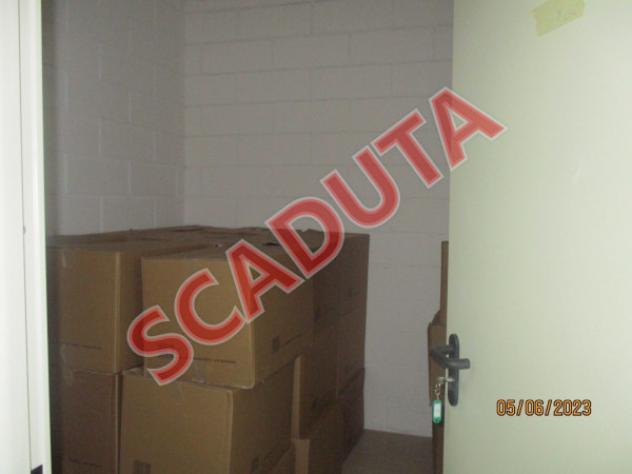 locale commerciale in vendita a Cagliari in zona Tuvixeddu/Tuvumannu