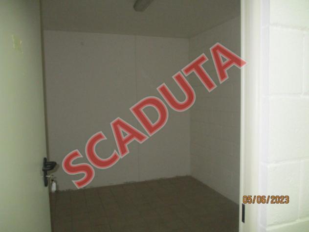 locale commerciale in vendita a Cagliari in zona Tuvixeddu/Tuvumannu