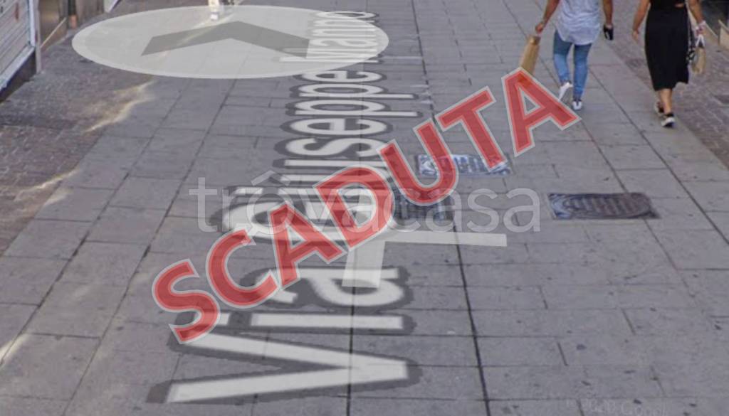 locale commerciale in vendita a Cagliari in zona Marina