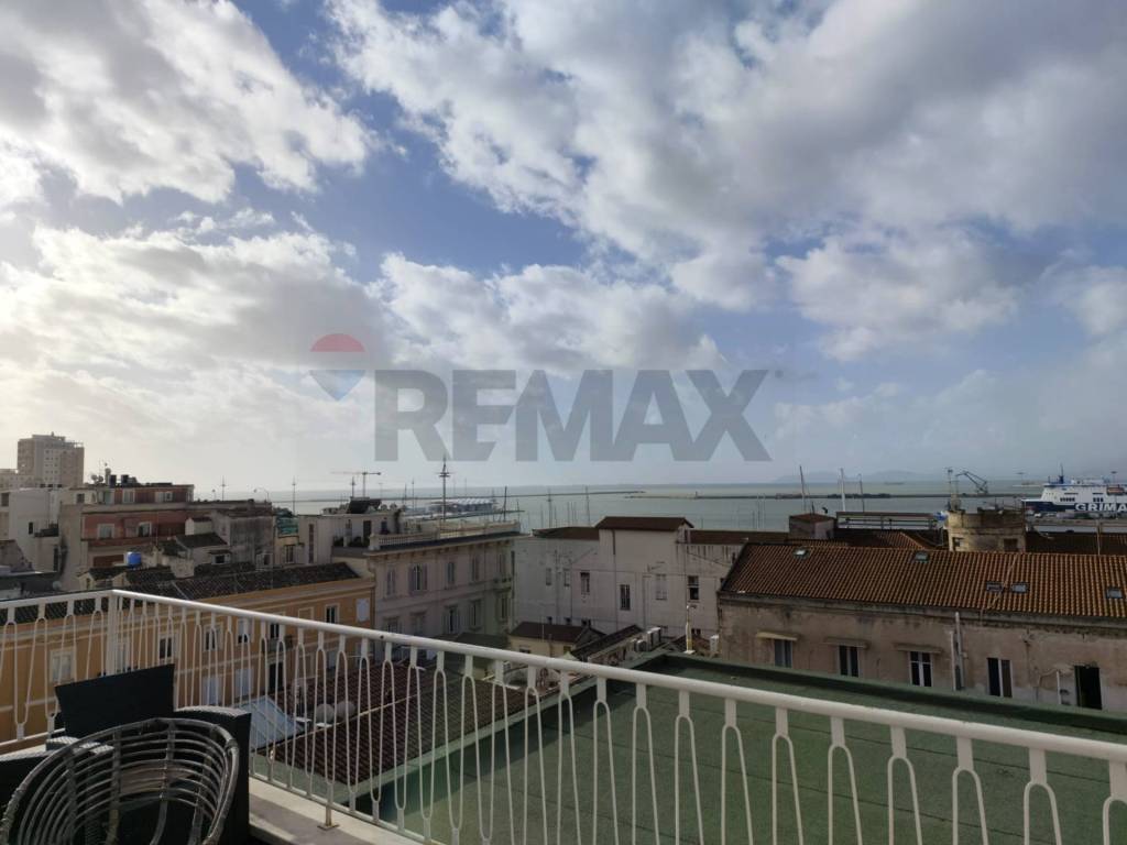 appartamento in vendita a Cagliari in zona Marina
