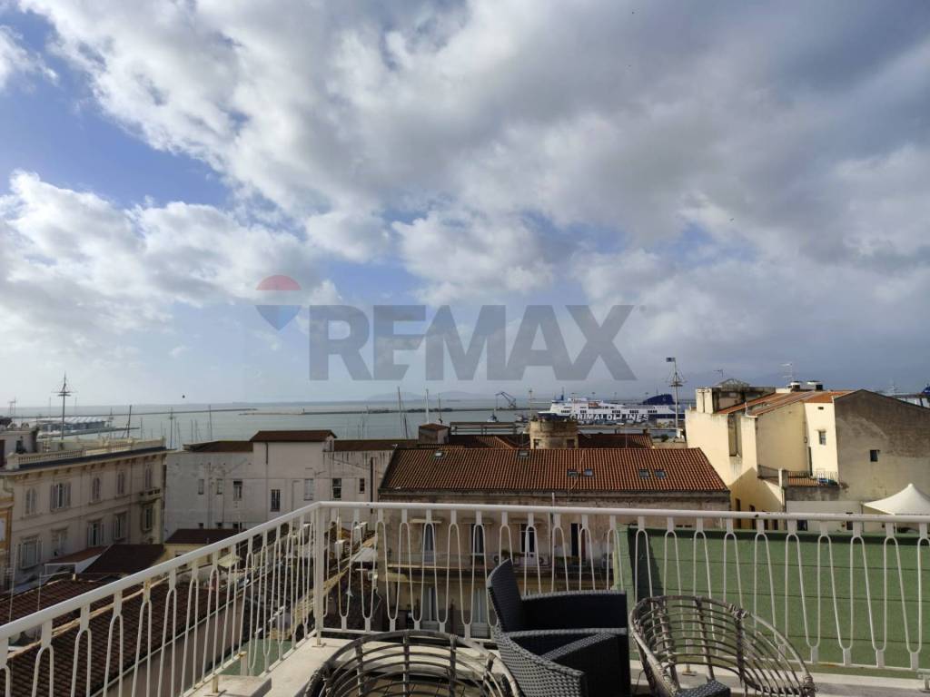appartamento in vendita a Cagliari in zona Marina