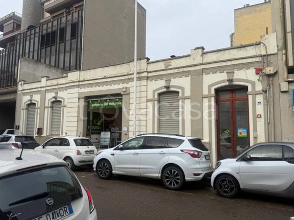 negozio in vendita a Cagliari