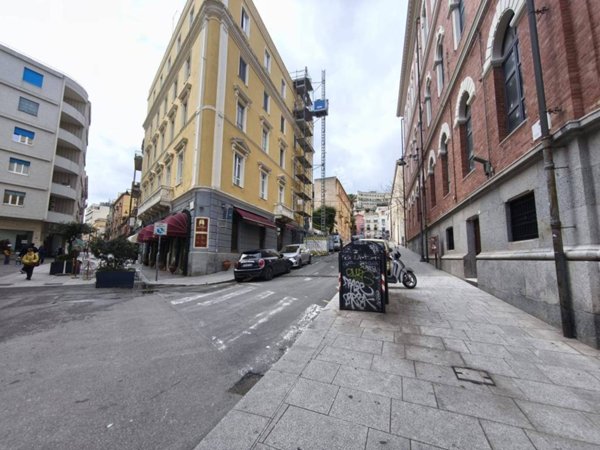 appartamento in vendita a Cagliari in zona Villanova