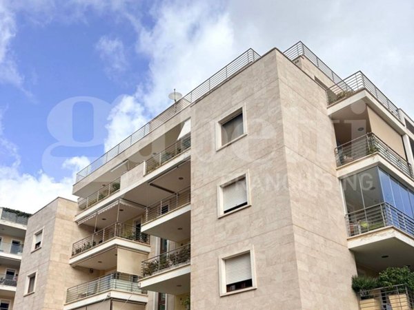 appartamento in vendita a Cagliari in zona Monte Urpinu