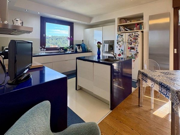 appartamento in vendita a Cagliari in zona Bonaria