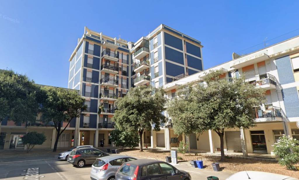 appartamento in vendita a Cagliari in zona Genneruxi