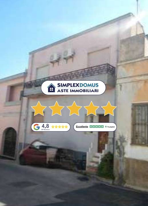 appartamento in vendita a Cagliari in zona Pirri