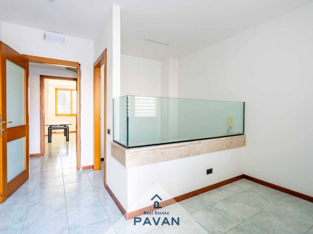 appartamento in vendita a Cagliari in zona Sant'Elia