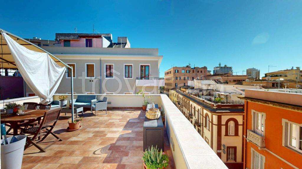 appartamento in vendita a Cagliari in zona Marina
