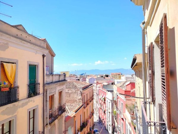 appartamento in vendita a Cagliari in zona Marina