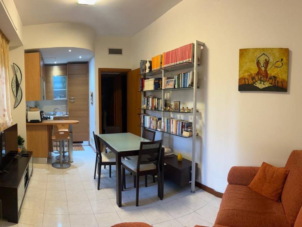 appartamento in vendita a Cagliari in zona Marina