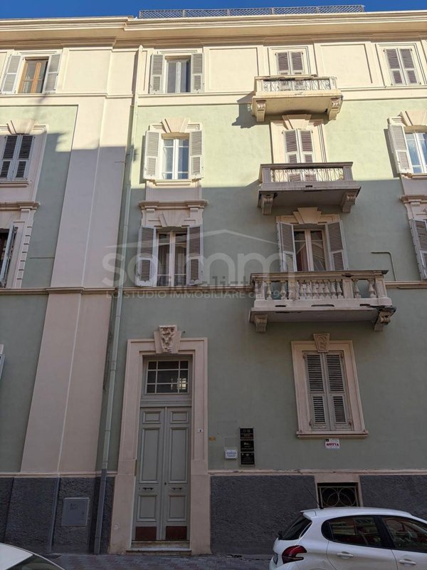 appartamento in vendita a Cagliari in zona Tribunale