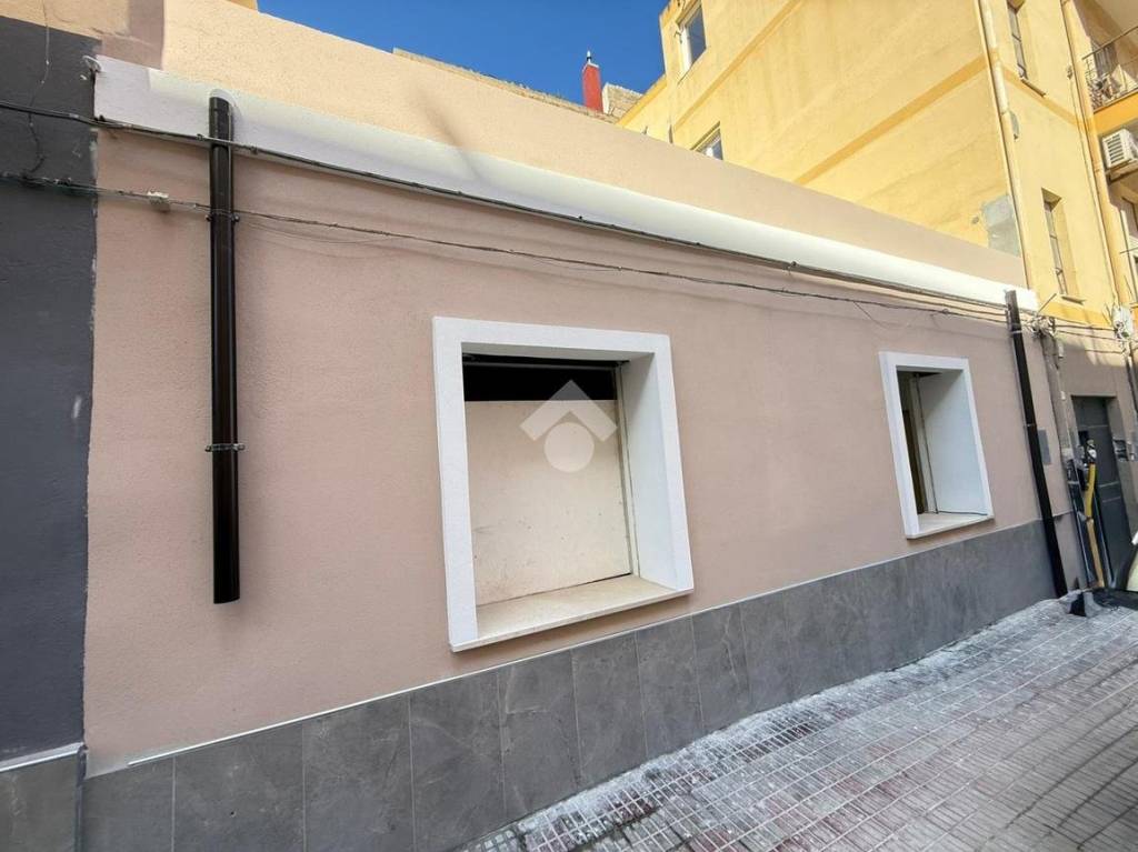 appartamento in vendita a Cagliari in zona Tuvixeddu/Tuvumannu