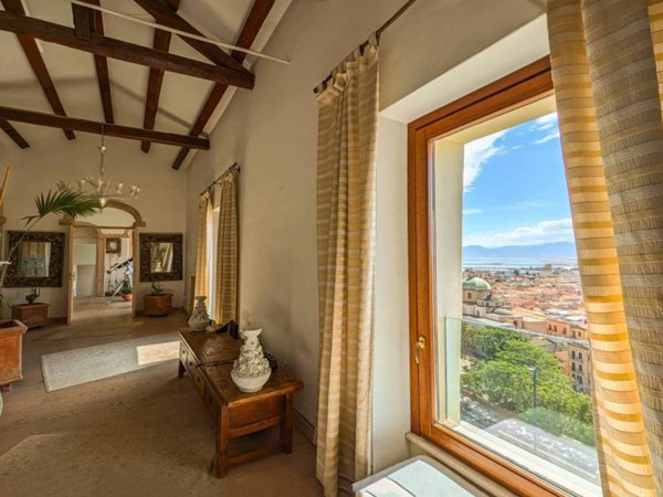 appartamento in vendita a Cagliari in zona Castello