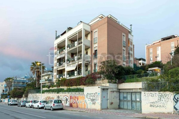 appartamento in vendita a Cagliari in zona Tuvixeddu/Tuvumannu