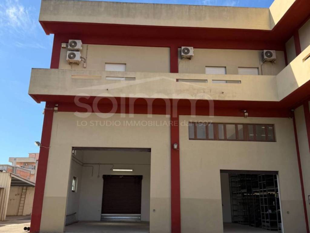 negozio in vendita a Cagliari