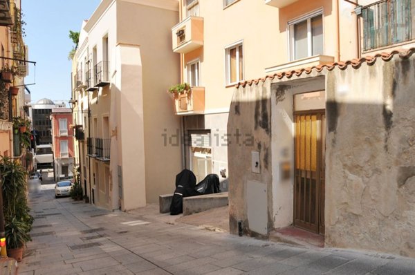 appartamento in vendita a Cagliari in zona Marina