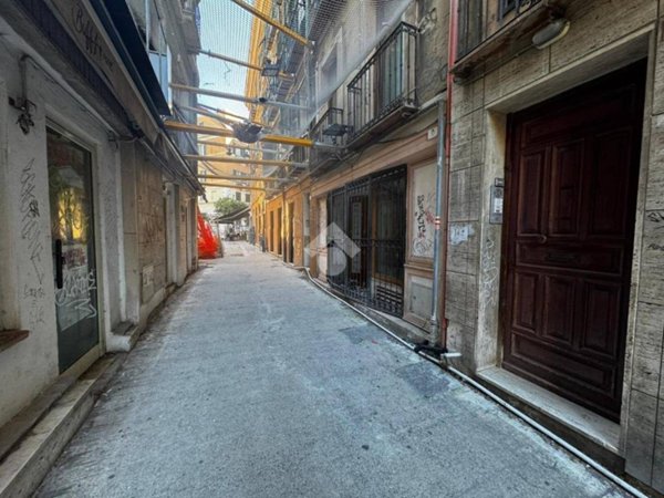 negozio in vendita a Cagliari in zona Marina