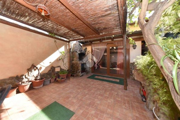 appartamento in vendita a Cagliari in zona Pirri