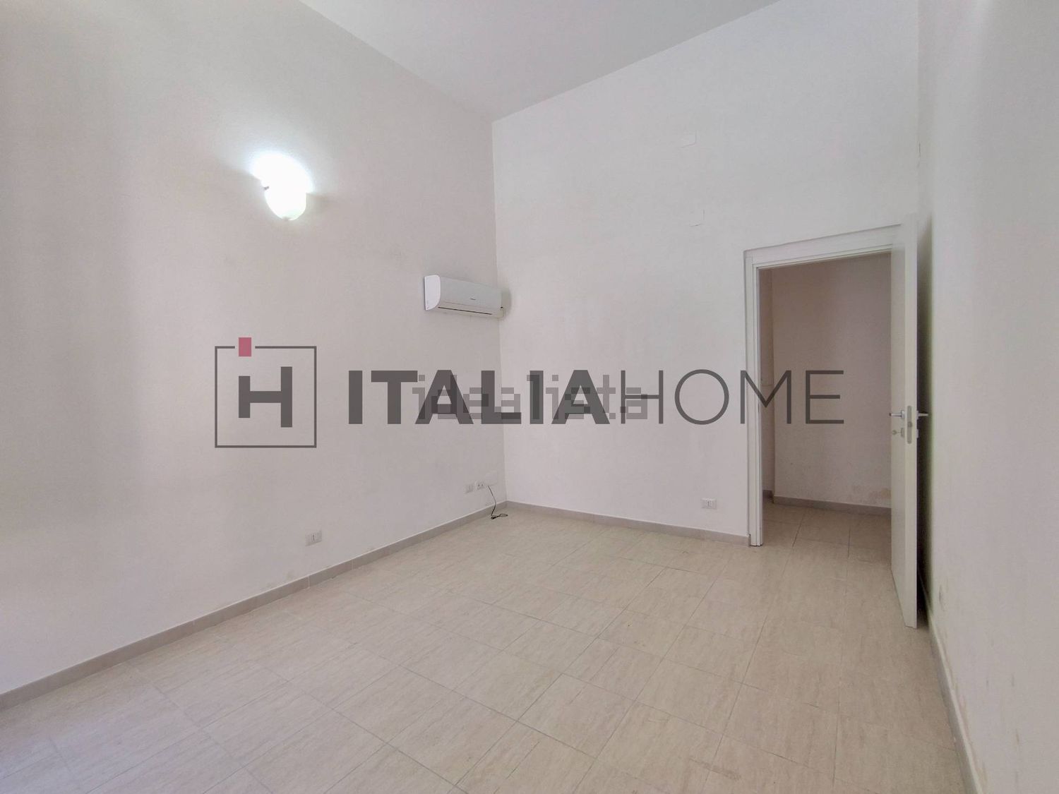 appartamento in vendita a Cagliari in zona San Benedetto