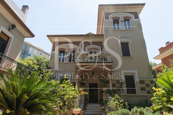 casa indipendente in vendita a Cagliari in zona Stampace/Punici
