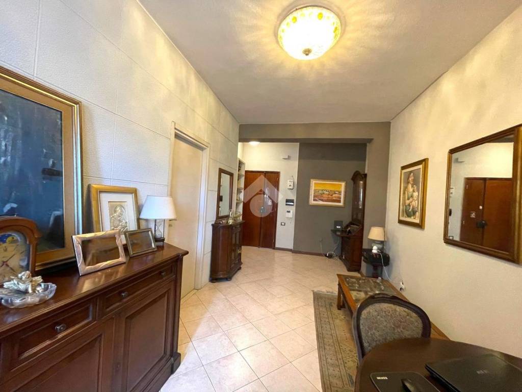 appartamento in vendita a Cagliari in zona Is Mirrionis/San Michele