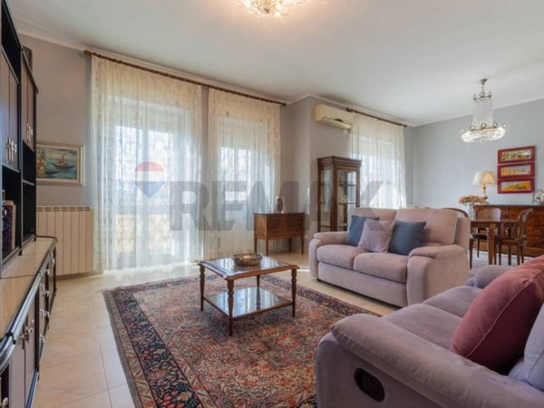 appartamento in vendita a Cagliari in zona Genneruxi