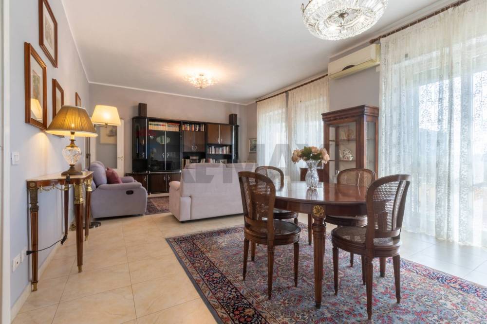 appartamento in vendita a Cagliari in zona La Vega