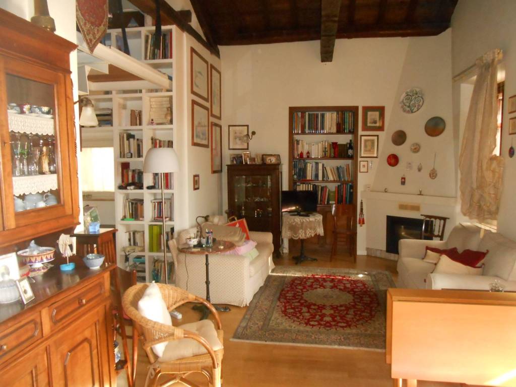 appartamento in vendita a Cagliari in zona Stampace/Punici