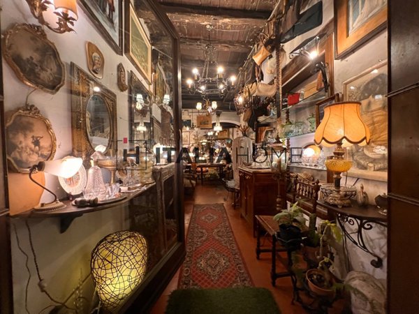 casa indipendente in vendita a Cagliari in zona Stampace/Punici