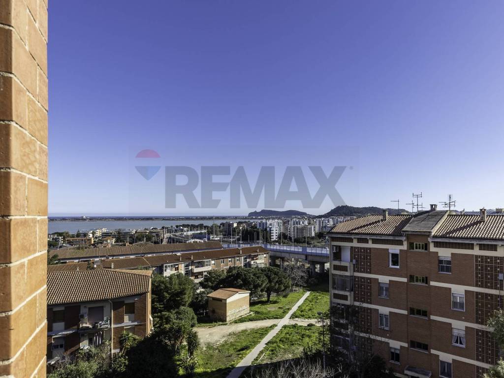appartamento in vendita a Cagliari in zona CEP