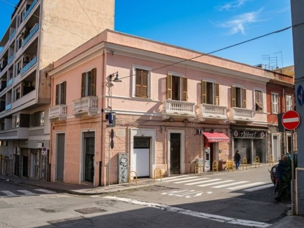 appartamento in vendita a Cagliari in zona La Vega
