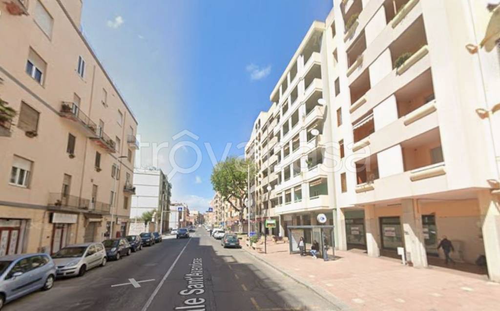 negozio in vendita a Cagliari in zona Sant'Avendrace