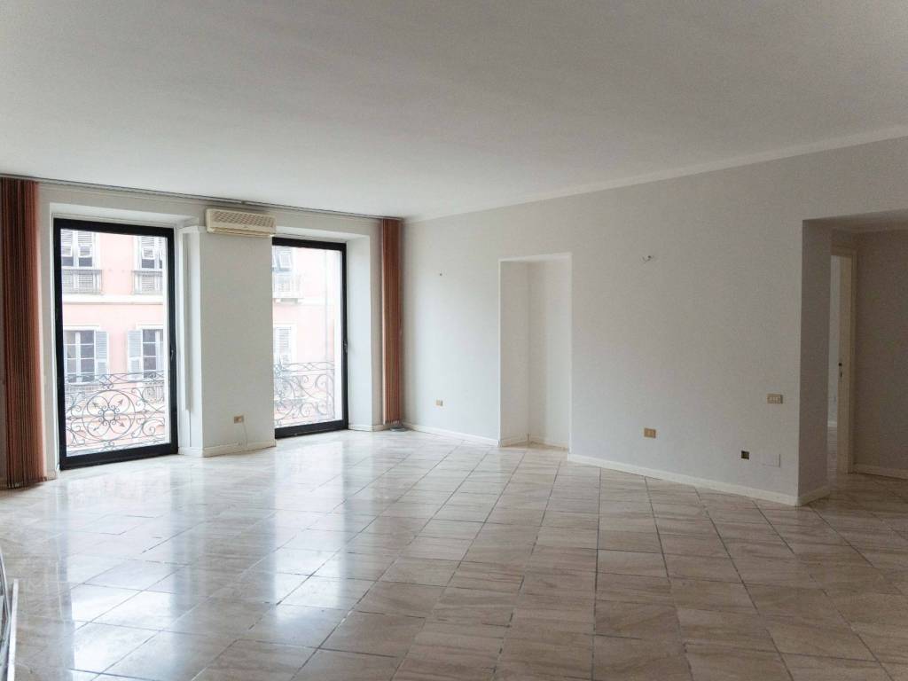 appartamento in vendita a Cagliari in zona Marina