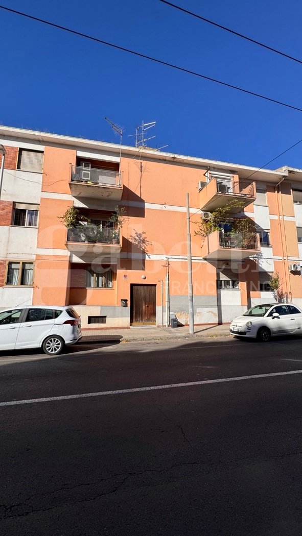 appartamento in vendita a Cagliari in zona Is Mirrionis/San Michele