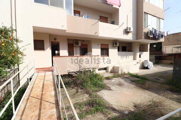 appartamento in vendita a Cagliari in zona Pirri