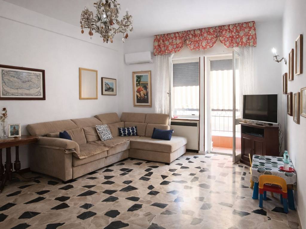 appartamento in vendita a Cagliari in zona San Benedetto