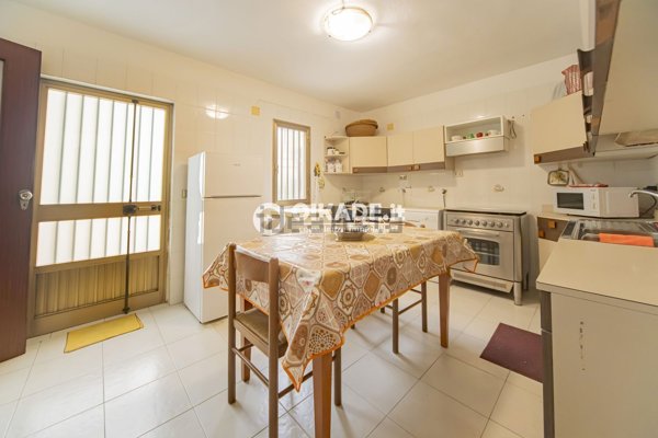 appartamento in vendita a Cagliari in zona Fonsarda / zona Giudici