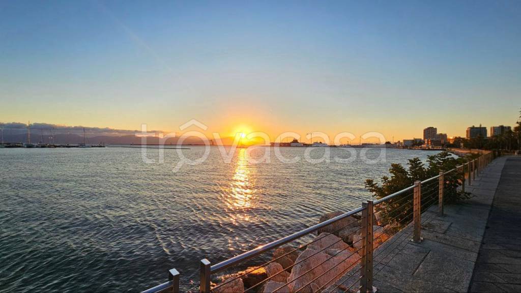 appartamento in vendita a Cagliari in zona Bonaria