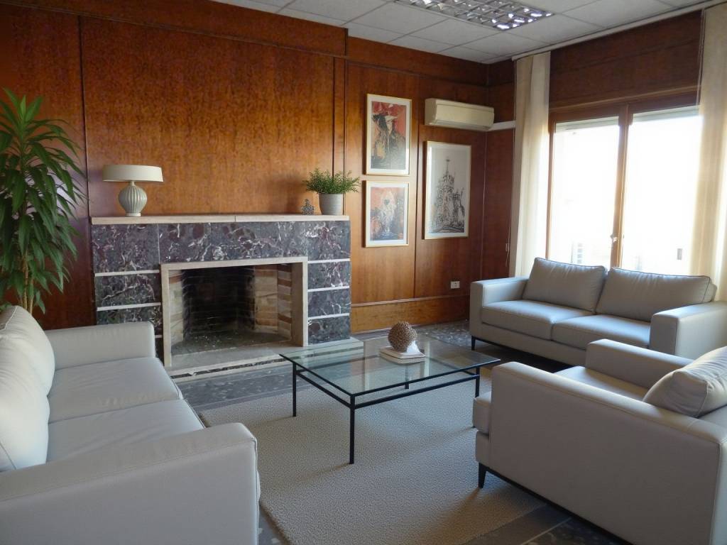 appartamento in vendita a Cagliari in zona Villanova