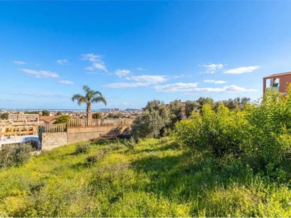 terreno edificabile in vendita a Cagliari in zona Barracca Manna