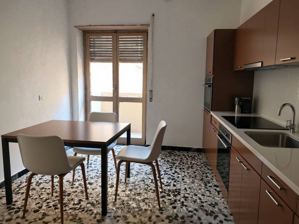 appartamento in vendita a Cagliari in zona Villanova