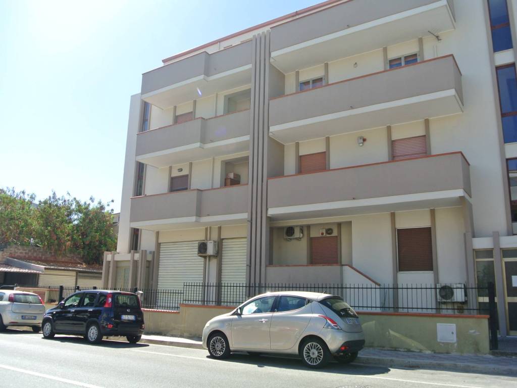 appartamento in vendita a Cagliari in zona Pirri