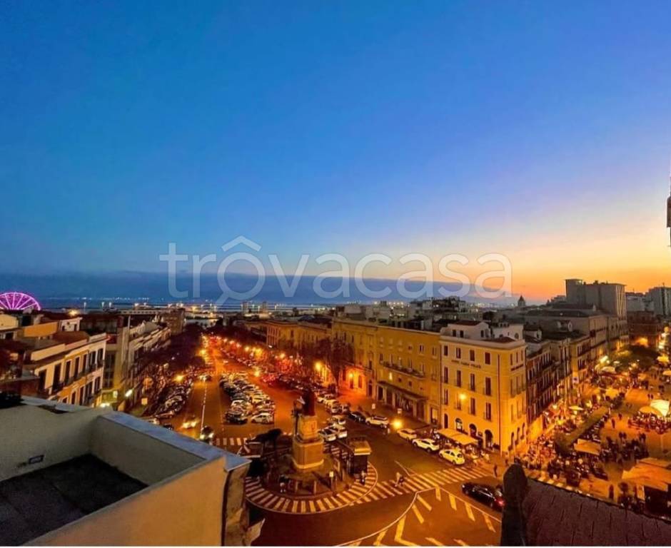 negozio in vendita a Cagliari in zona Stampace/Punici