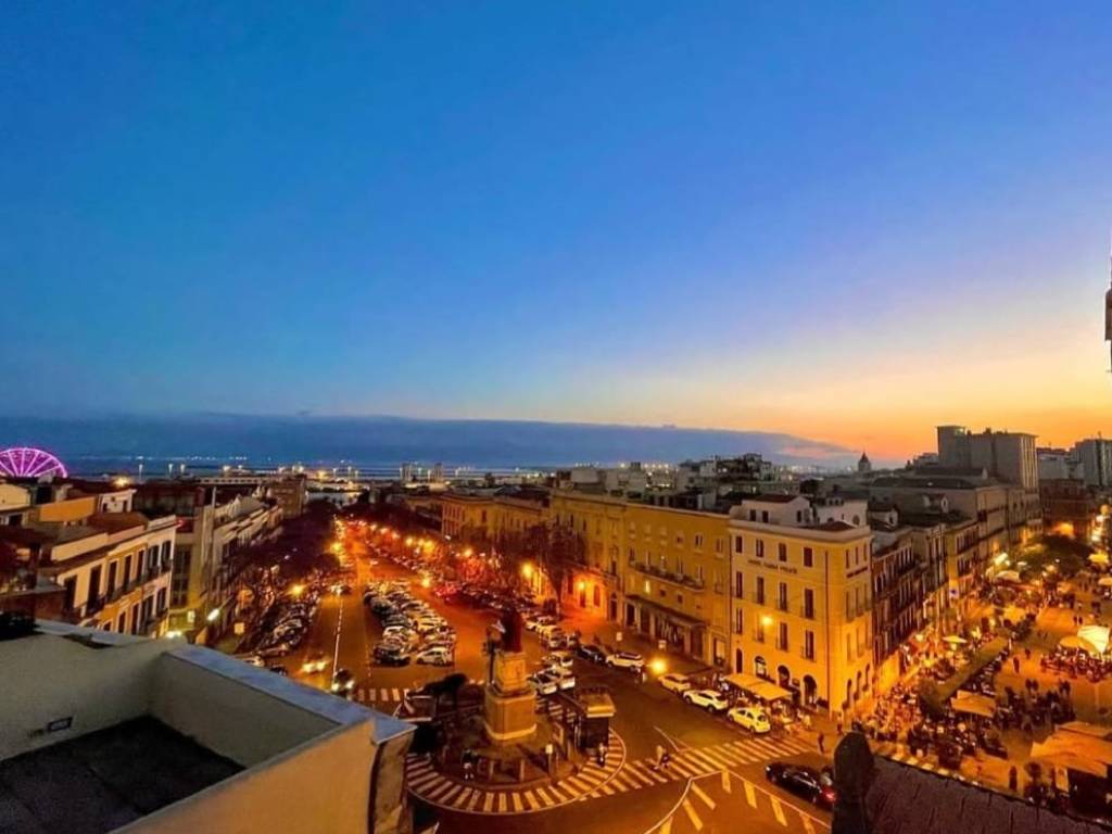 negozio in vendita a Cagliari in zona Stampace/Punici