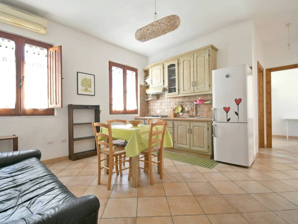 appartamento in vendita a Cagliari in zona Pirri