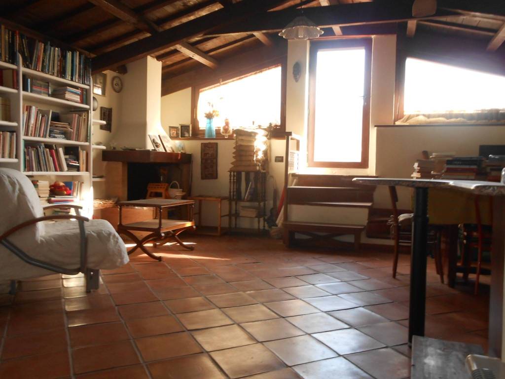 appartamento in vendita a Cagliari in zona Stampace/Punici