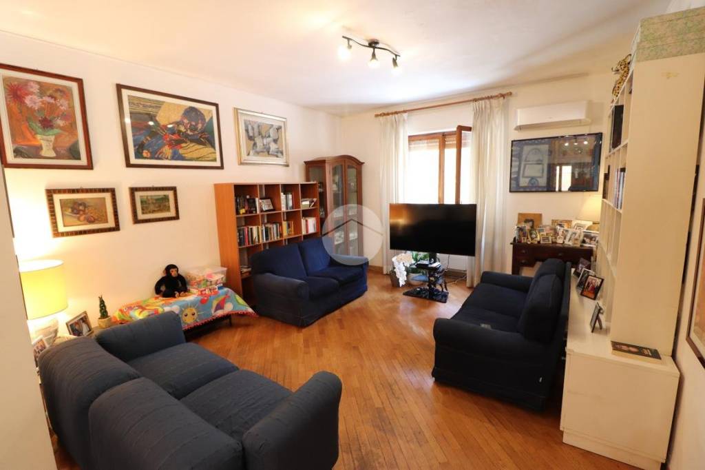 appartamento in vendita a Cagliari in zona Pirri