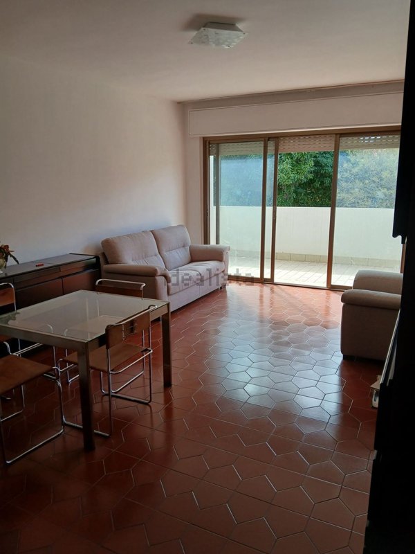 appartamento in vendita a Cagliari in zona Genneruxi