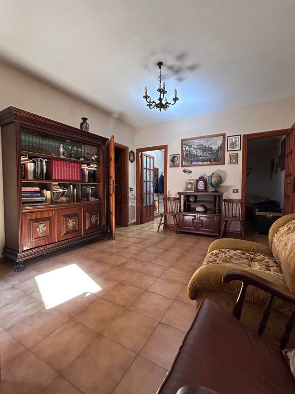 appartamento in vendita a Cagliari in zona Stampace/Punici